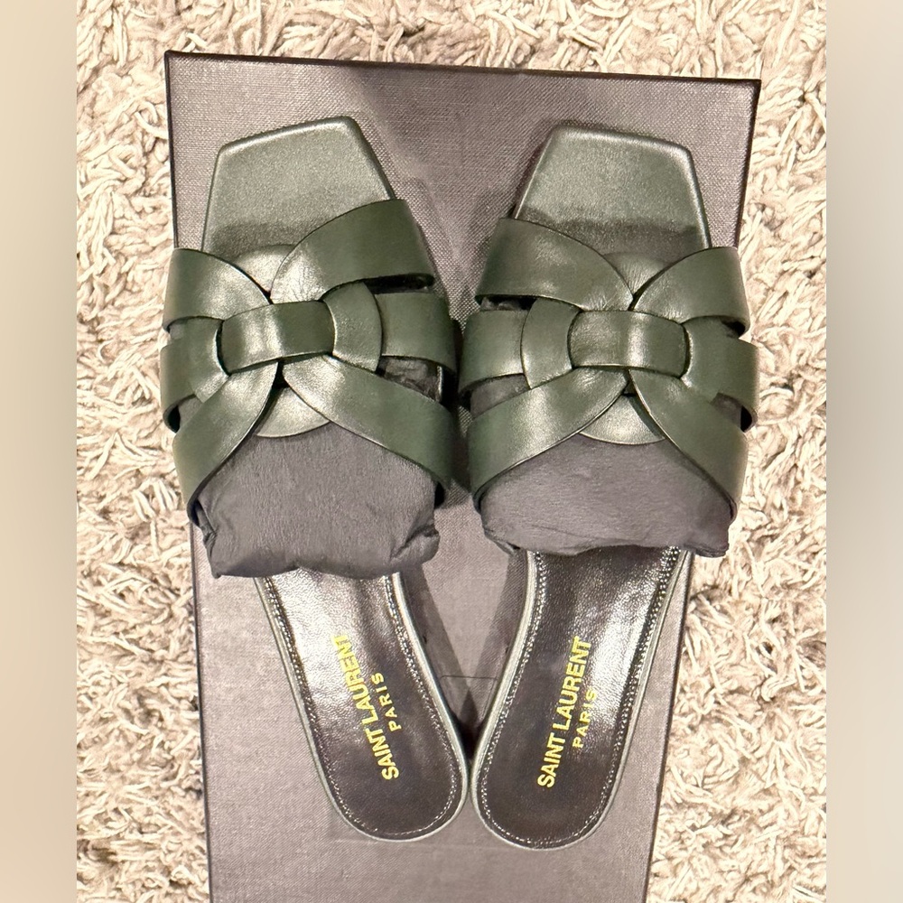Saint Laurent Tribute Sandals Sz 35 US 5